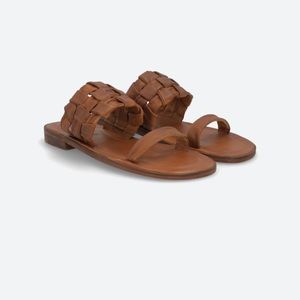 Free People leather sandal Size 7